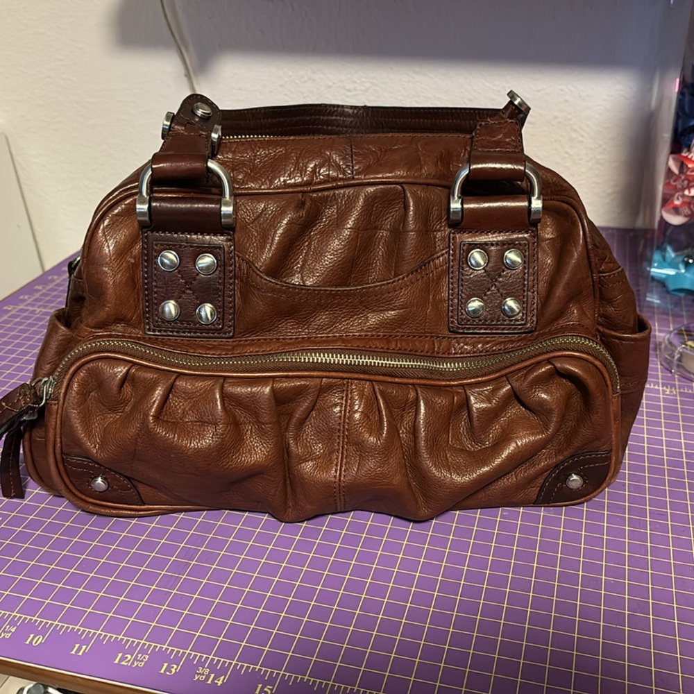 B Makowsky leather Bag fully lined leopard print silver heavy duty hardware
